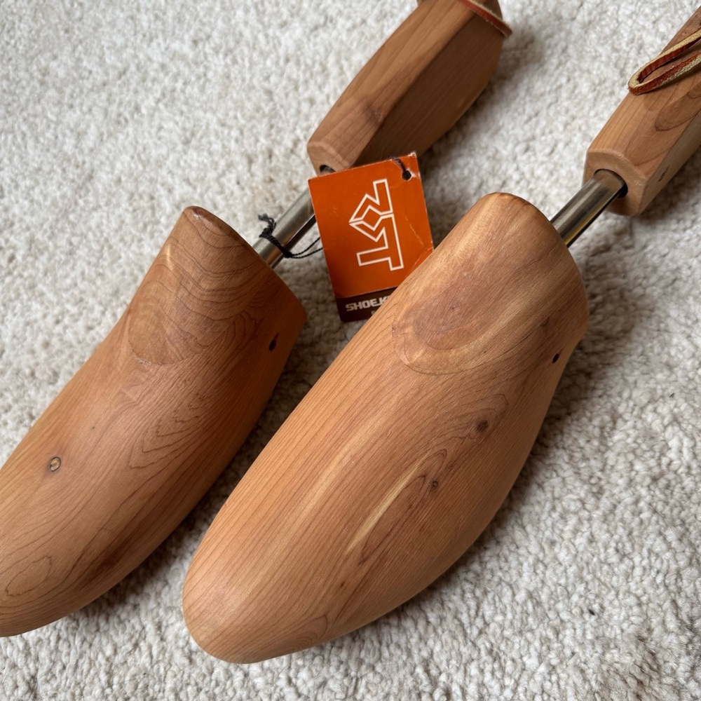 ROCHESTER NWT Vintage hardwood & metal shoe savers “Shoe Keepers” - made in USA